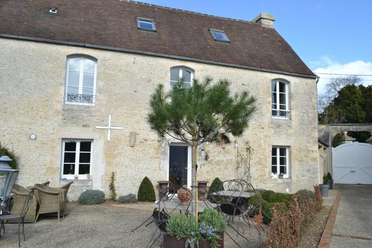 La Maison Des Buis Falaise  Luaran gambar